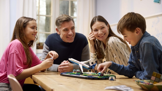 Ein Fünftel der Eltern in Deutschland spielt nicht mit der Familie - Quelle: Lego Gruppe